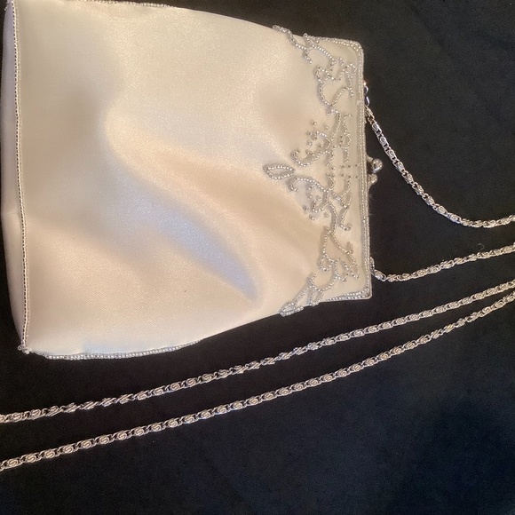 Stunning bridal or evening bag - Picture 2 of 7